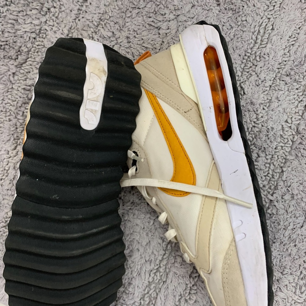 Nike AirMax Dawn Women's Size 7.5 Sneakers